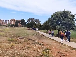 La vigilanza notturna di parchi e musei siciliani affidati a due custodi per turno: scoppia la protesta