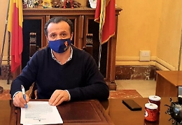 Cateno De Luca tra previsioni e provocazioni: «Da Roma arrivano segnali incoraggianti per Musumeci»