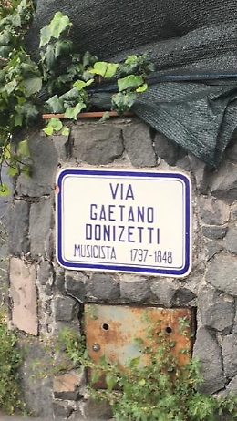 Catania, dossi troppo alti "Si rischia di danneggiare l'auto"