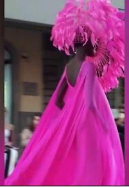 Valentino, sfila a Roma la nuova collezione Haute Couture autunno inverno