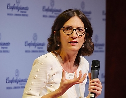 Ministro Gelmini contro Forza Italia: «Non posso più restare in questo partito»