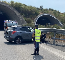 Settantenne perde la vita lungo la Sr-Gela in un incidente autonomo