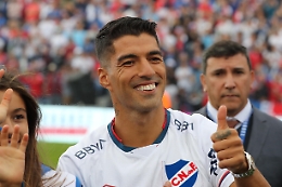 Uruguay: tifosi Nacional in delirio per ritorno Suarez