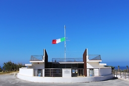 Marsala, vandalizzato il Monumento ai Mille: Grasso: "una città allo sbando"