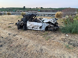 Due ventenni muoiono in un incidente autonomo sulla Siracusa-Catania