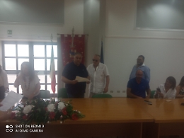 L'attore di Hollywood, Ray Winstone cittadino onorario di Cianciana