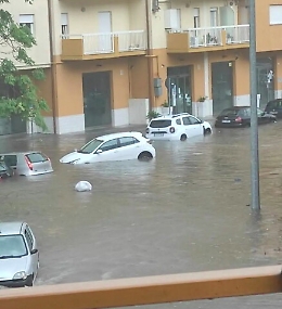 Dal caldo alle bombe d'acqua, allerta gialla in 7 regioni compresa la Sicilia