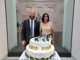 Bronzi Riace: torta con 50 candeline per 50mo ritrovamento