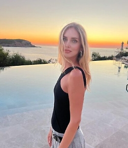 Chiara Ferragni contro la Meloni: «Se vince le elezioni rischiamo politica contro l'aborto»