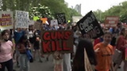 Far West in Texas: anche gli under 21 potranno andare in giro armati