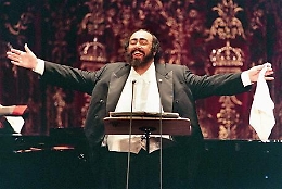 Quindici anni senza Pavarotti, il ricordo da Modena alla Walk of Fame di Hollywood