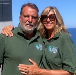 Myrta Merlino e Marco Tardelli tornano a Pantelleria dopo il rogo