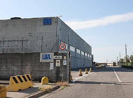 Brescia: schiacciato da una lastra di 5 tonnellate, muore operaio di 31 anni