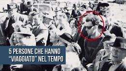 Quelle fotografie inspiegabili in cui compaiono strani "segni" dal futuro