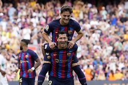 Liga: Barcellona, un tris che vale il primato in classifica