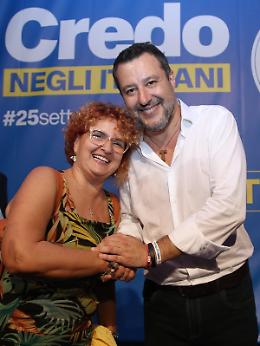 Studenti Its Accademy al comizio di Salvini, prof candidata: «Nessuno li ha costretti»