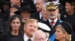 Funerali Elisabetta: l'omaggio e il saluto di re, regine e Capi di Stato