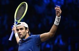 Laver Cup: Berrettini vince sotto gli occhi di Federer