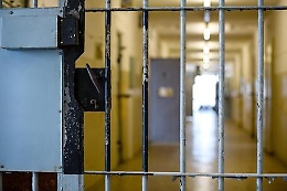 Poliziotto penitenziario aggredito da un detenuto del carcere minorile di Palermo