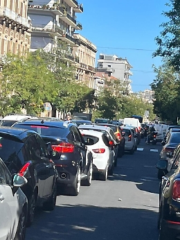 Traffico impazzito in viale Rapisardi zona Cibali