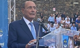 Mentre Renato Schifani si insedia, la Giunta regionale attende l'Ars