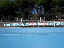 Strage in A4: a Riccione stadio gremito per i funerali