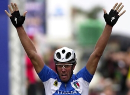 Ex campione di ciclismo Mario Cipollini condannato a 3 anni per lesioni a ex moglie