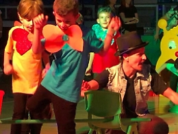 Studenti circensi per inaugurare l'anno scolastico dell'Ic Pirandello di Porto Empedocle