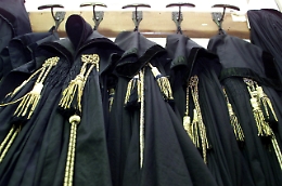 Affidi: caso Torino, verso processo per 13