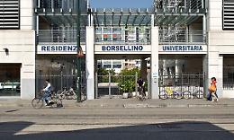 Studentessa di Messina aggredita in un campus universitario a Torino, caccia all'uomo