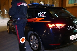 Bimba cade da un terrazzino e muore nel Bolognese