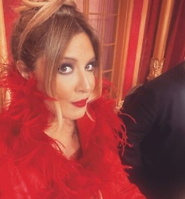 Maglietta Montesano con scritta X Mas, Lucarelli: «Colpa sua e dal programma svista grave»