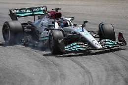 Gp Brasile: Russell scatta in testa ma subito safety car