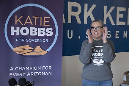Midterm: Arizona, democratica Hobbs batte candidata Trump