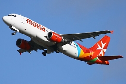 Paura su volo Air-Malta diretto a Vienna costretto ad atterraggio d'emergenza