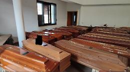 Agrigento,  Piano Gatta il cimitero degli orrori: l'ispezione dell'Asp che accusa il Comune