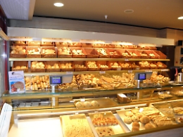 Agrigento, furto in un panificio