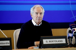 Bertolaso: 'L'influenza al momento ci preoccupa più del Covid'