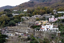 Casamicciola: identificate le due vittime trovate stamane