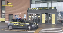 Trafficante di esseri umani arrestato in Francia, clandestini arrivati in Italia e anche a Catania