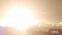 Medioriente, aerei israeliani colpiscono Gaza dopo il lancio di un missile