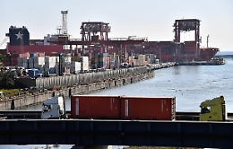 Uniport: servono subito misure su costi energia e canoni