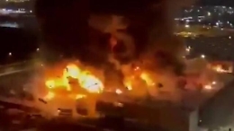 Russia, maxi incendio in un centro commerciale di Mosca