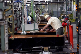 Ue-19: in calo la produzione, a ottobre -2%. Italia -1%