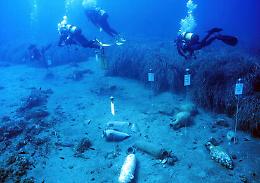 Pantelleria e i fondali con le anfore puniche e le ancore