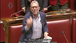 Camera, Giachetti a M5s sugli stipendi ai deputati: «Siete dei miserabili»