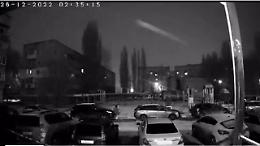 Attacco ucraino con un drone su una base russa: il momento dell'esplosione