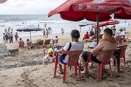 Indonesia: due turisti europei dispersi in mare a Bali