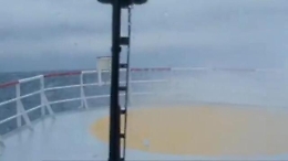 La Ocean Viking verso Ancona: «Onde fino a 6 metri» - il video girato a bordo