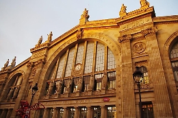 Parigi, accoltellate diverse persone alla Gare du Nord